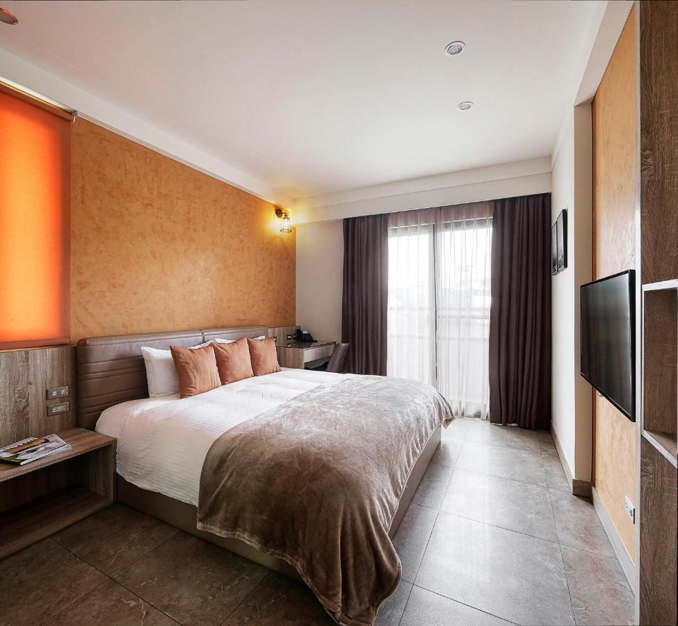 Fzbooking Città di Hualien Esterno foto